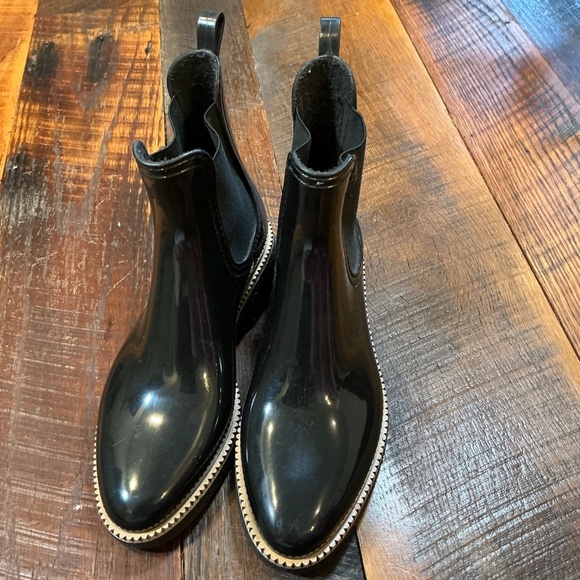 Lemon Jelly Women’s Black Gloss Chelsea Rain Boots Size 37 (US 6.5–7) - Picture 4 of 13